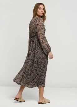 Dress With Waistbelt