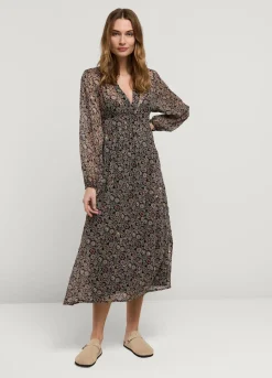 Dress With Waistbelt