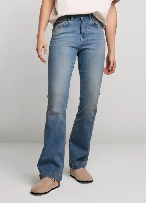 Juliet Flared Jeans