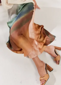Mid-Length Faded Skirt