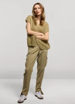 Sleeveless Open Cardigan
