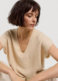 Sleeveless Oversized Jumper