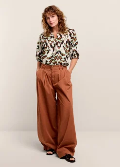 Top With Ornament Print