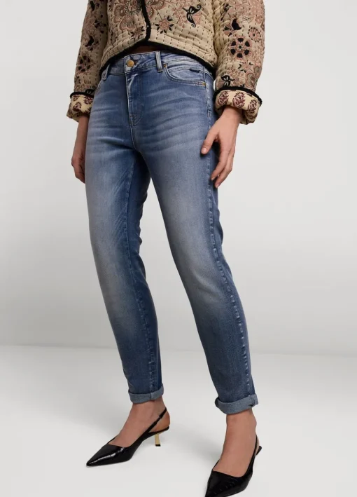 Venus Medium Jeans